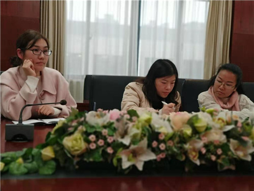 细致磨课，精心架构——记高丽名师工作室2019年十二月主题教学研讨活动