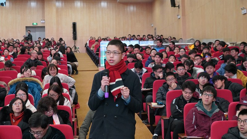 用英语讲好中国故事 努力培养具有国际视野和文化自信的中国人—记常熟市中学英语名师工作室11月15日活动