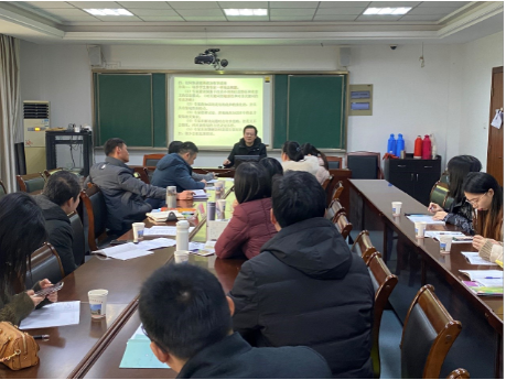 冬日微寒心向暖 两地交流促成长——江苏省海门中学徐桂芳名师工作室、常熟市王延东名师工作室联合教研活动