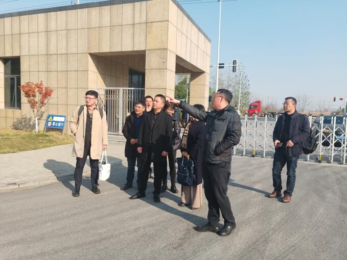 加强区域互动 携手共谋发展 ——记张忆雯名师工作室共同体与安徽职教的交流活动