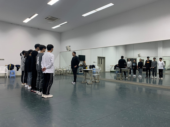 让“三全育人、课程思政”理念落地生根 ——领衔人参加省艺术职业学校课堂教学观摩活动