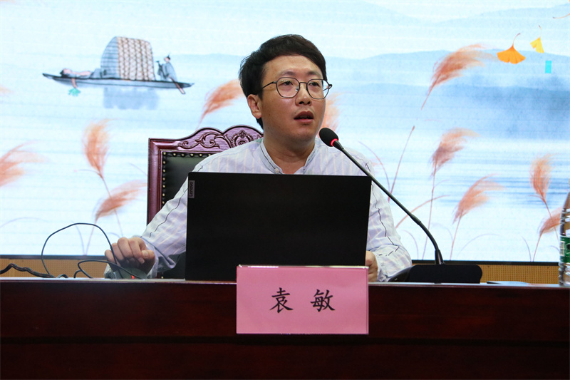 f90078be6a1e4bcd90695935da68c91c.jpg
